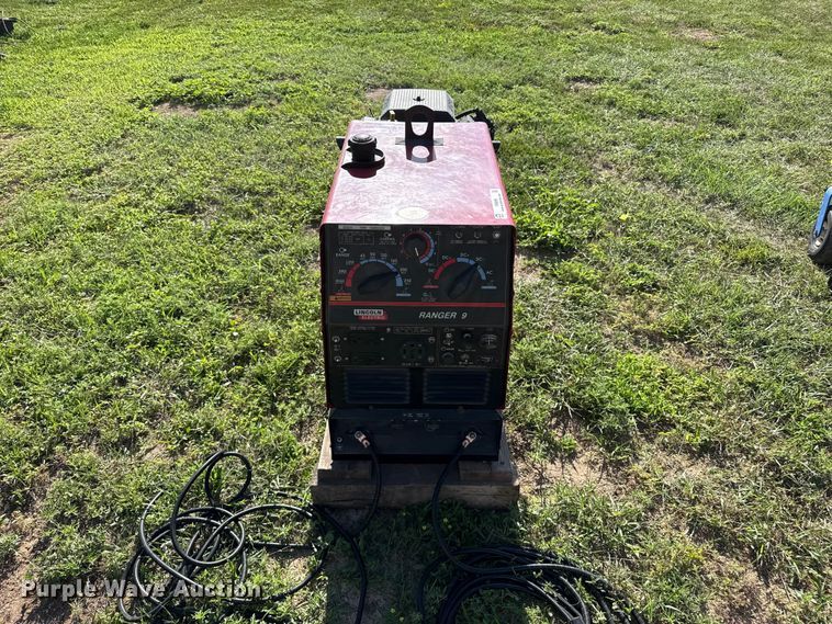 image for item FB6896 Lincoln Ranger 9 welder