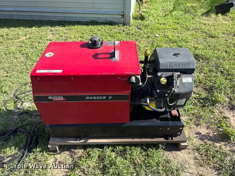 image for item FB6896 Lincoln Ranger 9 welder