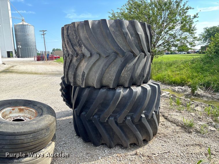 image for item FC1759 (3) tires