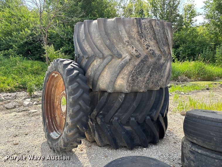 image for item FC1759 (3) tires