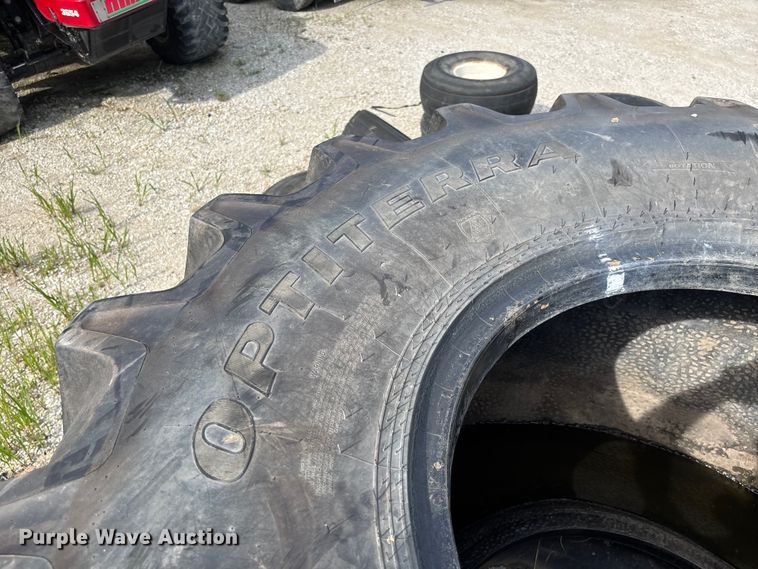 image for item FC1759 (3) tires