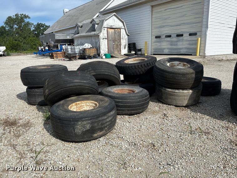 image for item FC1760 (15) tires and wheels