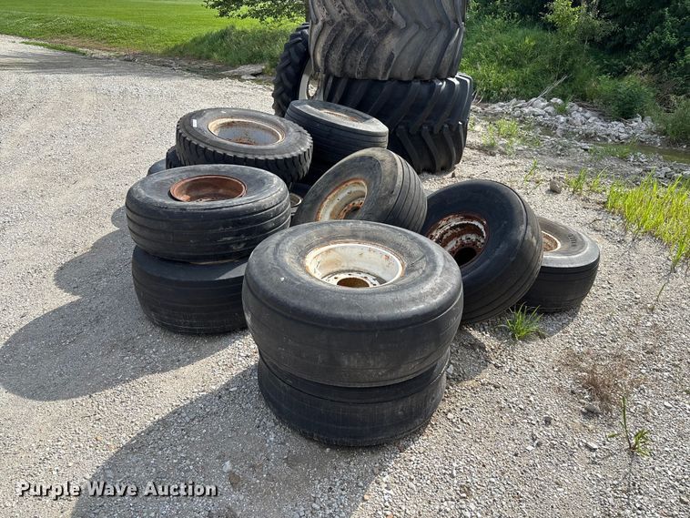 image for item FC1760 (15) tires and wheels