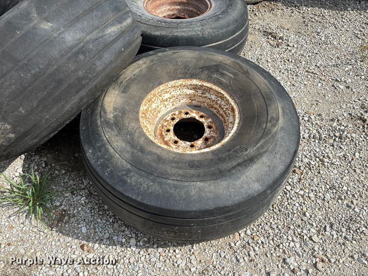 image for item FC1760 (15) tires and wheels