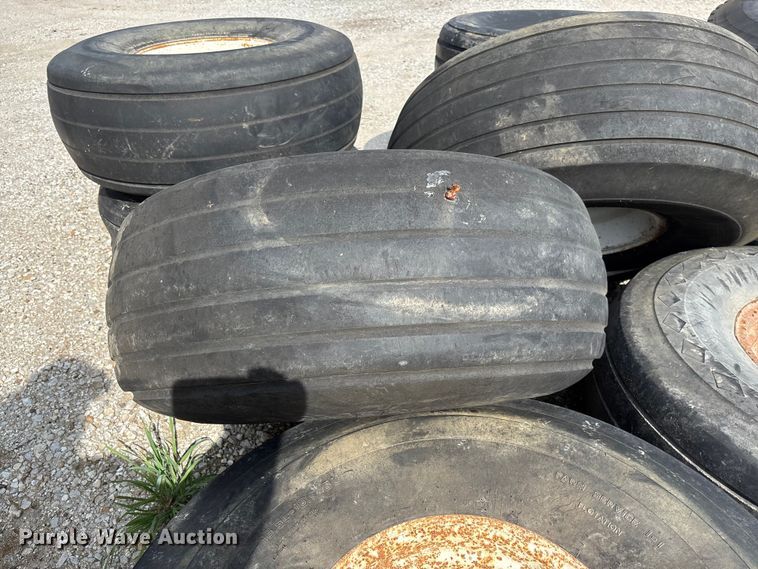 image for item FC1760 (15) tires and wheels