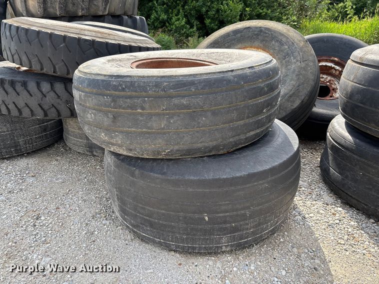 image for item FC1760 (15) tires and wheels