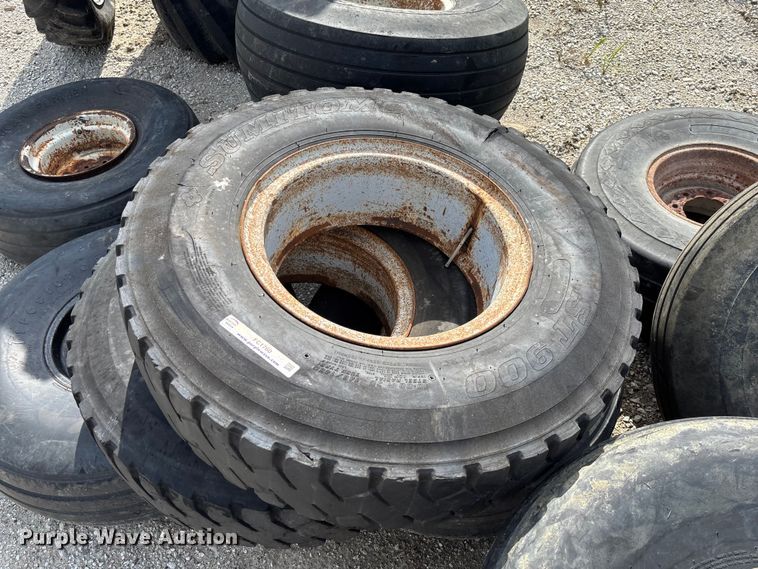 image for item FC1760 (15) tires and wheels