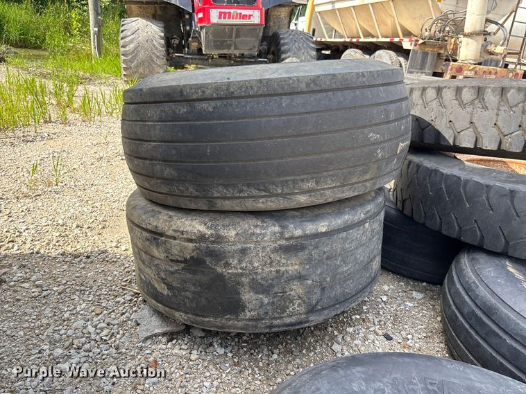 image for item FC1760 (15) tires and wheels