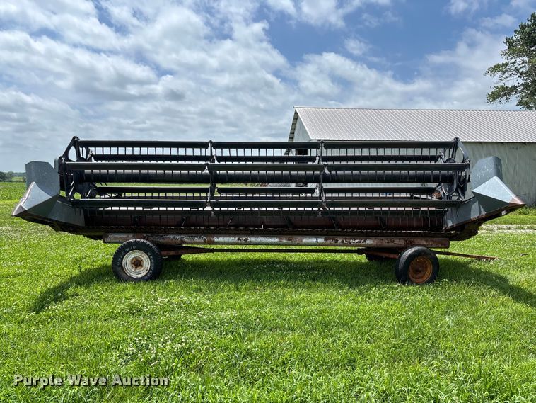 image for item FC1764 Allis-Chalmers 320 rigid head