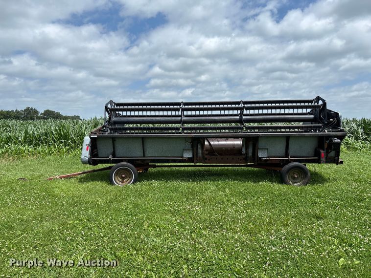 image for item FC1764 Allis-Chalmers 320 rigid head