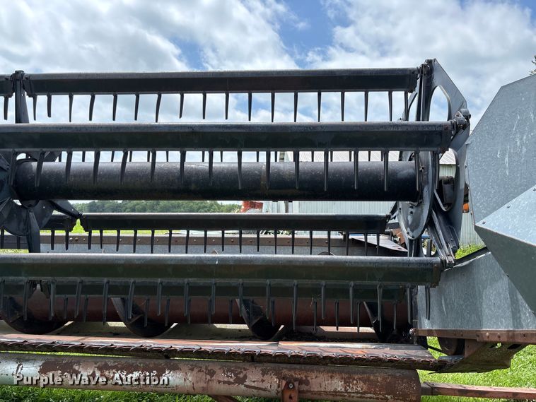 image for item FC1764 Allis-Chalmers 320 rigid head