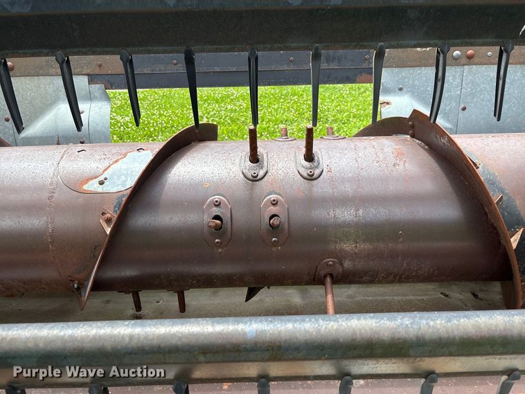 image for item FC1764 Allis-Chalmers 320 rigid head