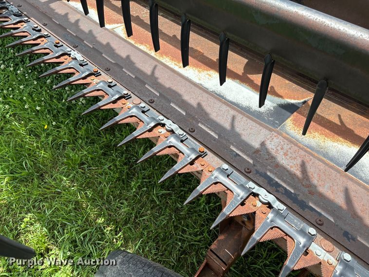 image for item FC1764 Allis-Chalmers 320 rigid head