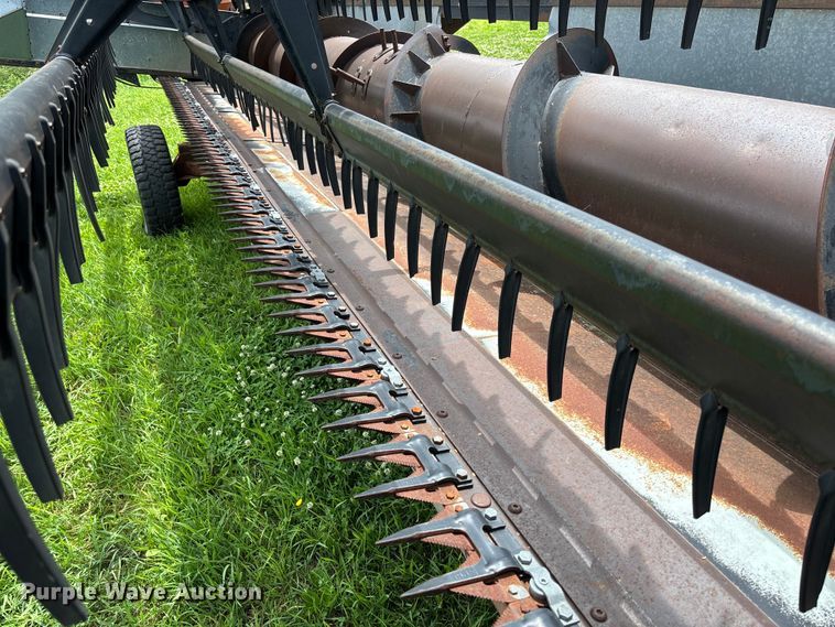 image for item FC1764 Allis-Chalmers 320 rigid head