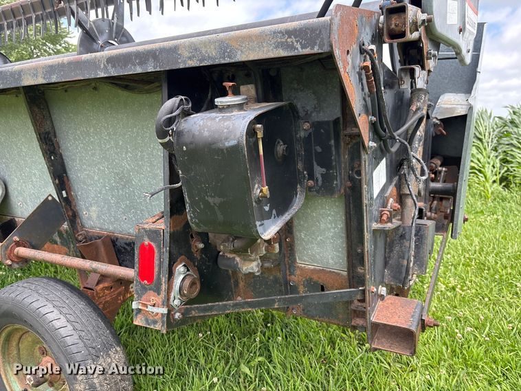 image for item FC1764 Allis-Chalmers 320 rigid head