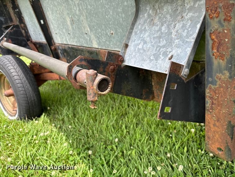 image for item FC1764 Allis-Chalmers 320 rigid head