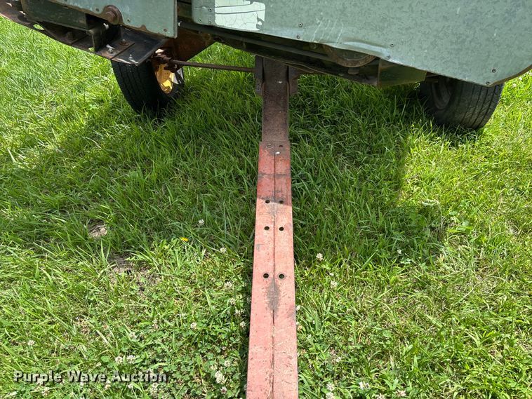 image for item FC1764 Allis-Chalmers 320 rigid head