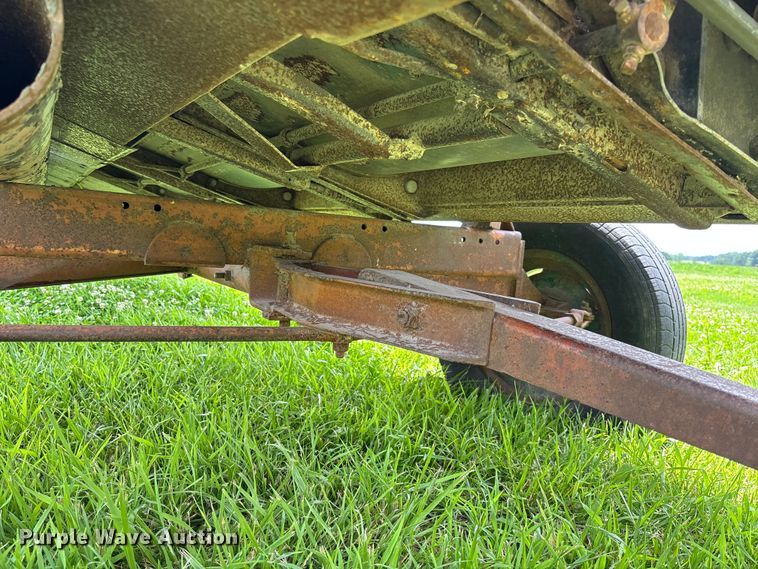 image for item FC1764 Allis-Chalmers 320 rigid head