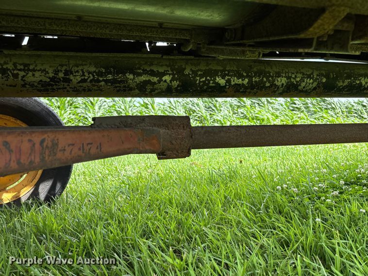 image for item FC1764 Allis-Chalmers 320 rigid head