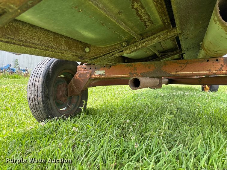 image for item FC1764 Allis-Chalmers 320 rigid head
