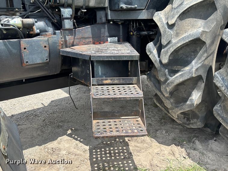 image for item FC1765 1989 Deutz-Allis 9190 MFWD tractor
