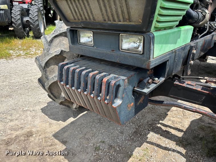 image for item FC1765 1989 Deutz-Allis 9190 MFWD tractor