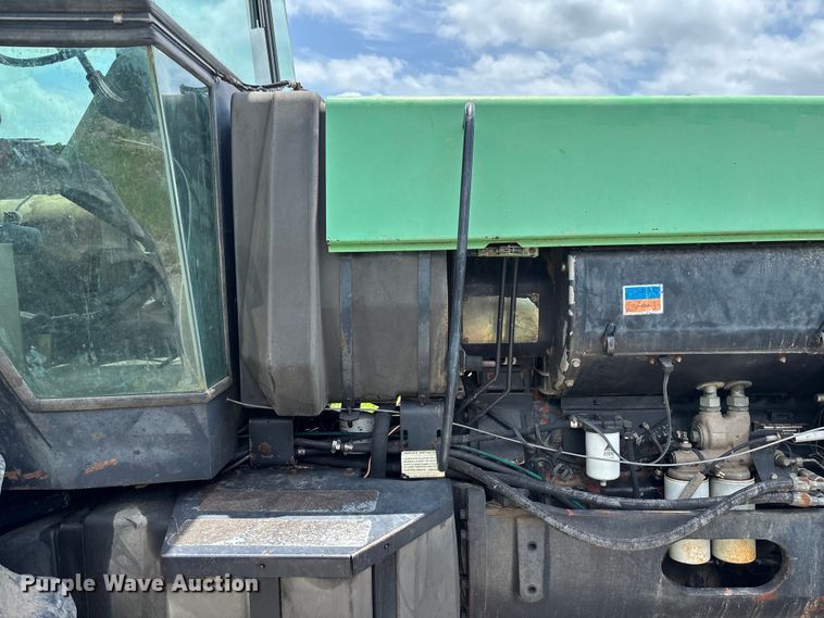 image for item FC1765 1989 Deutz-Allis 9190 MFWD tractor