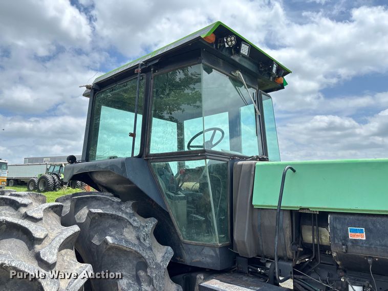 image for item FC1765 1989 Deutz-Allis 9190 MFWD tractor