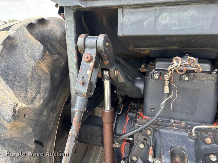 image for item FC1765 1989 Deutz-Allis 9190 MFWD tractor