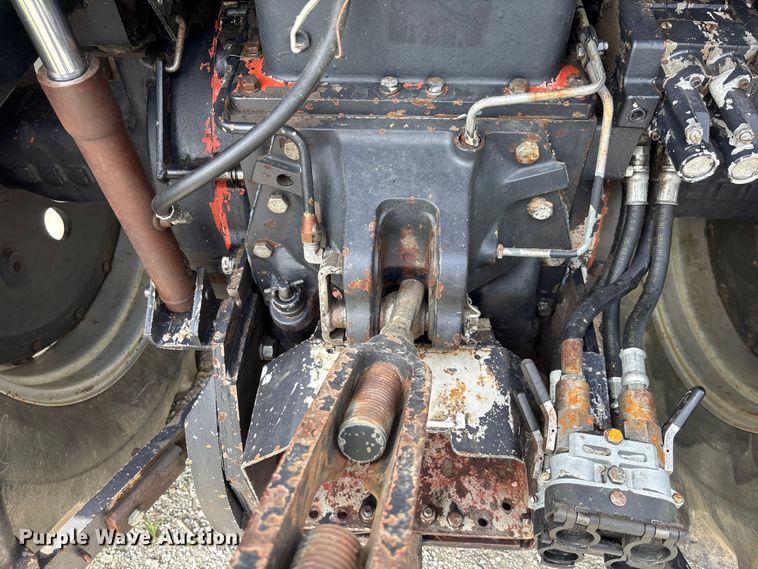image for item FC1765 1989 Deutz-Allis 9190 MFWD tractor