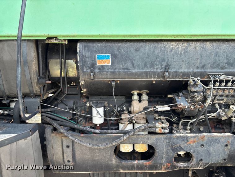 image for item FC1765 1989 Deutz-Allis 9190 MFWD tractor