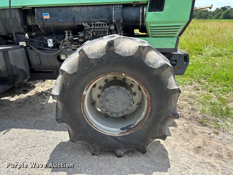 image for item FC1765 1989 Deutz-Allis 9190 MFWD tractor
