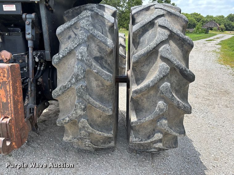 image for item FC1765 1989 Deutz-Allis 9190 MFWD tractor