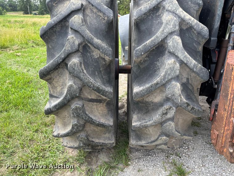 image for item FC1765 1989 Deutz-Allis 9190 MFWD tractor
