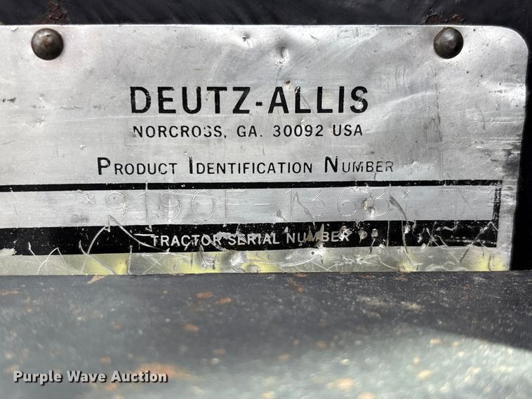image for item FC1765 1989 Deutz-Allis 9190 MFWD tractor