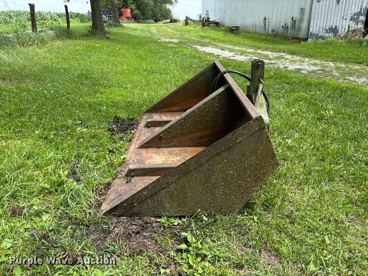 image for item FC1766 Bucket