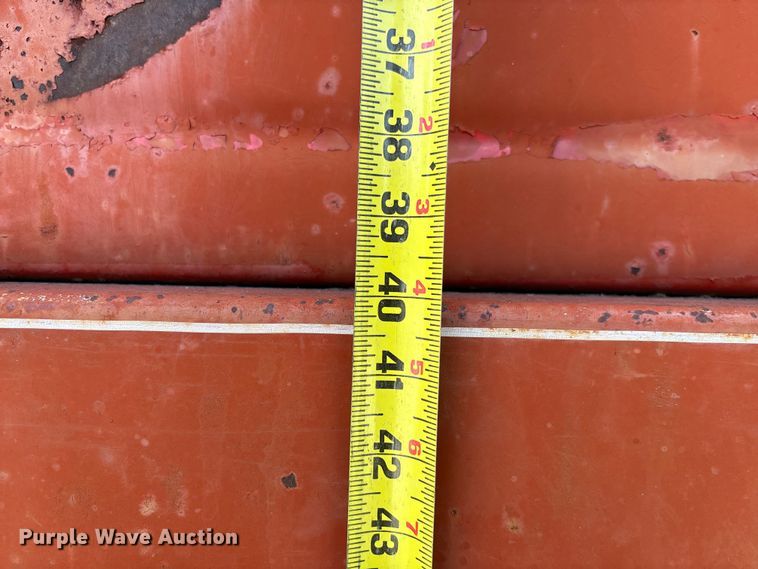 image for item FC1767 1979 International 1724 grain truck