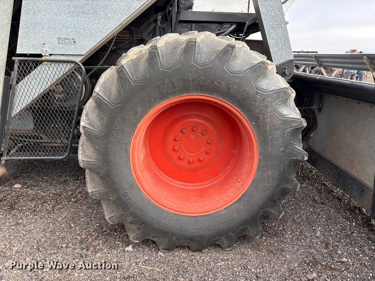 image for item FC2351 Allis-chalmers Gleaner L2 Golden Harvest combine