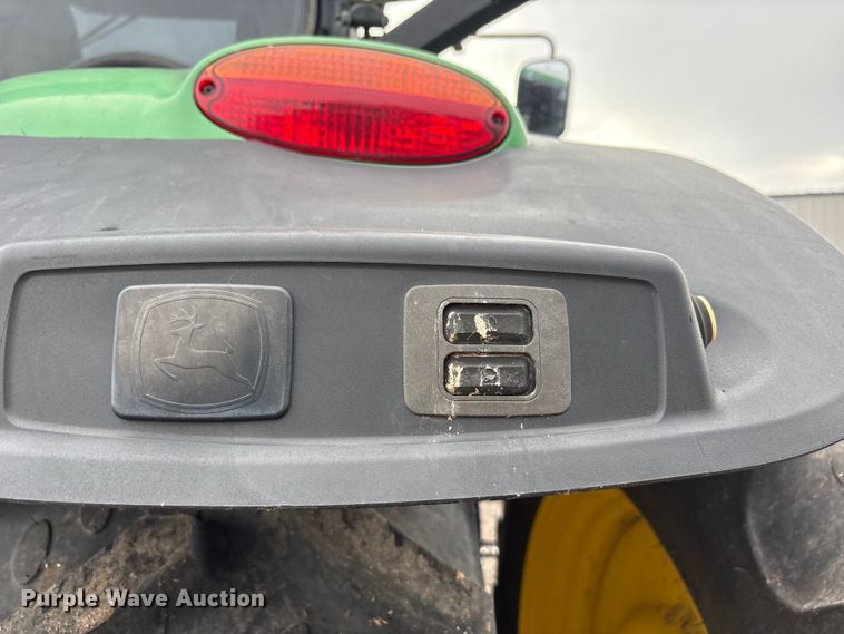 image for item FC2352 2014 John Deere 7250R MFWD tractor