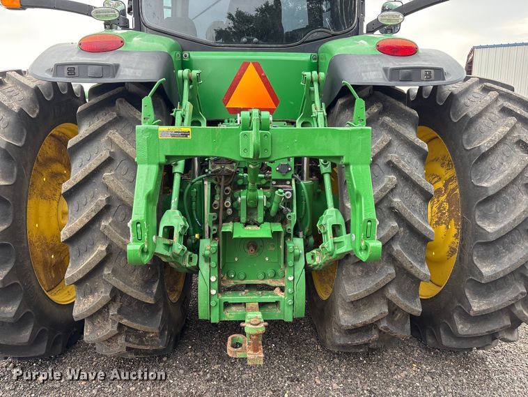 image for item FC2352 2014 John Deere 7250R MFWD tractor