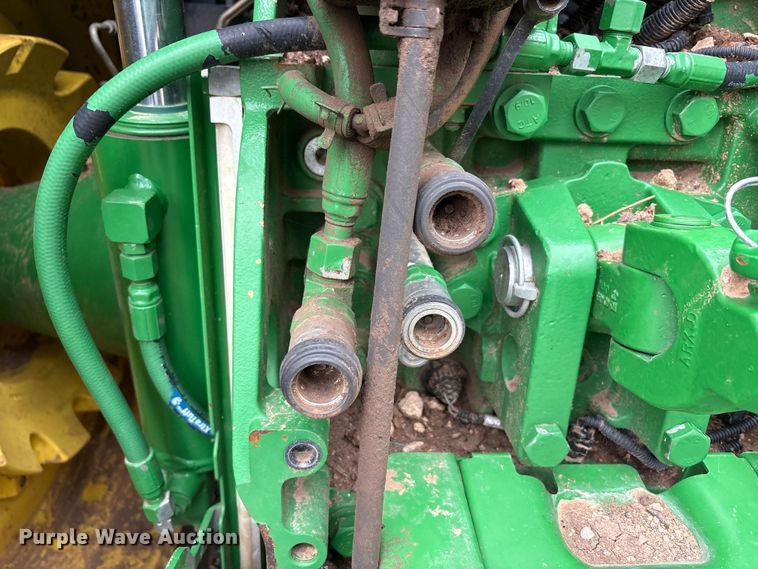 image for item FC2352 2014 John Deere 7250R MFWD tractor