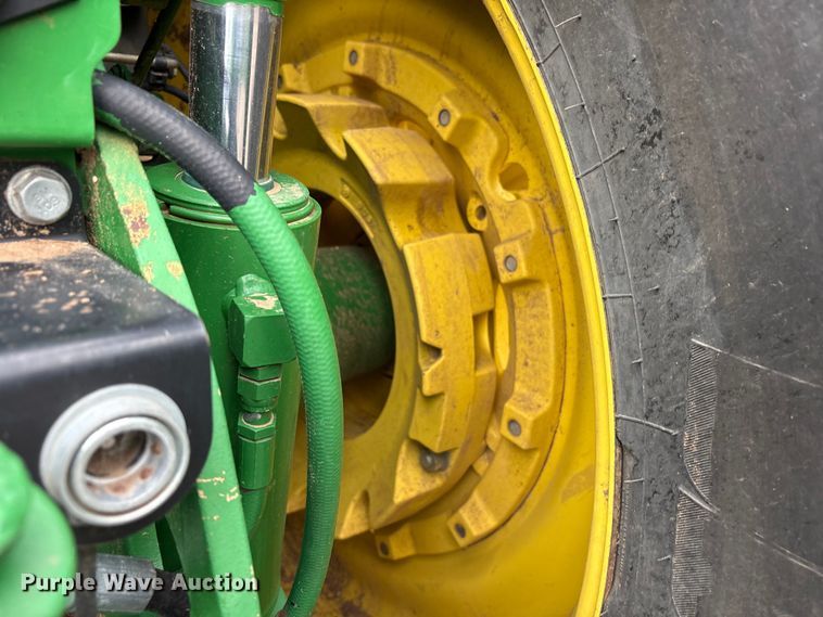 image for item FC2352 2014 John Deere 7250R MFWD tractor
