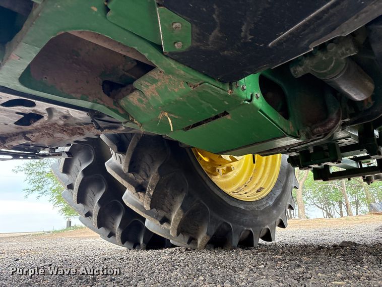 image for item FC2352 2014 John Deere 7250R MFWD tractor