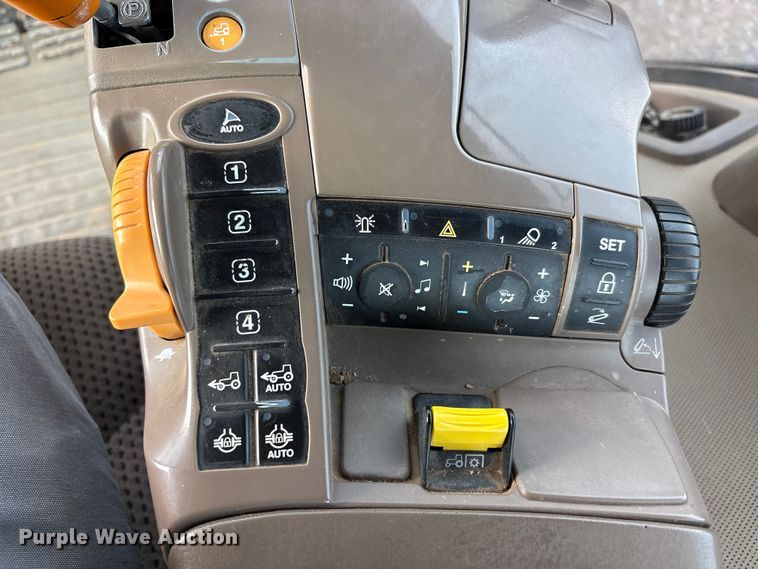 image for item FC2352 2014 John Deere 7250R MFWD tractor