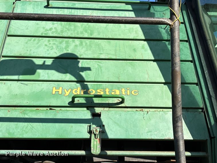 image for item FG0509 1982 John Deere 6620 Turbo combine