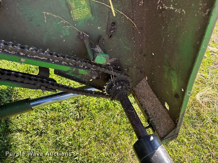 image for item FG0509 1982 John Deere 6620 Turbo combine