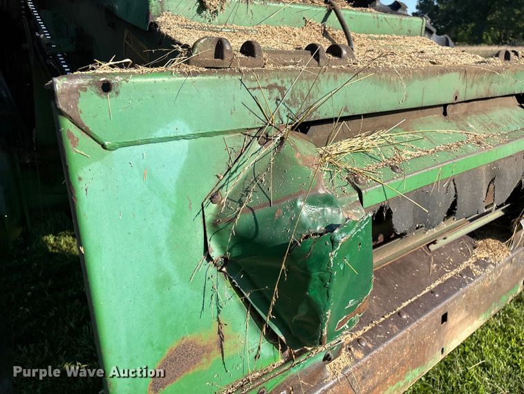 image for item FG0509 1982 John Deere 6620 Turbo combine