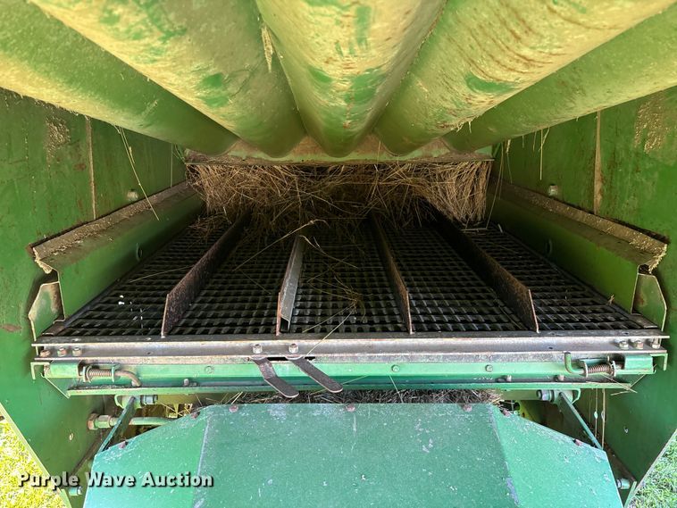 image for item FG0509 1982 John Deere 6620 Turbo combine