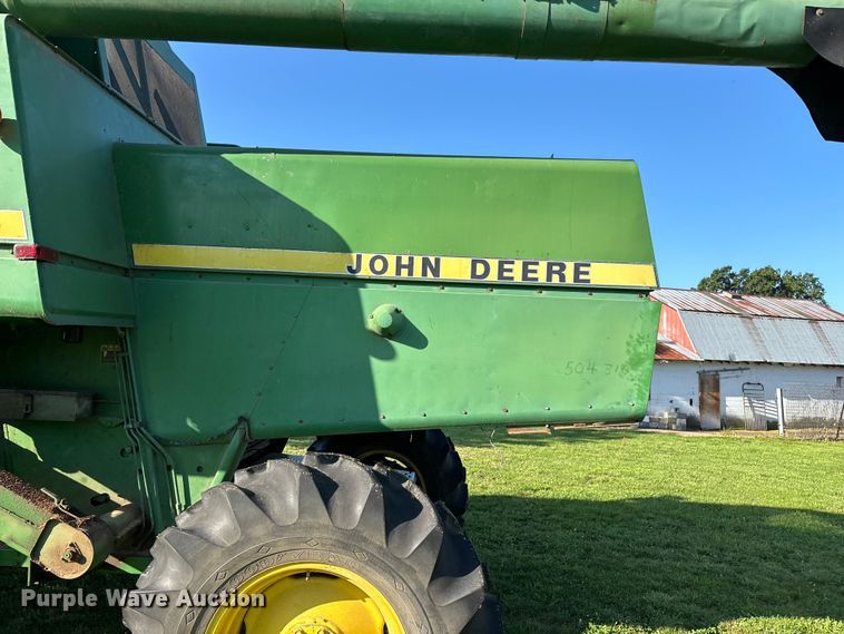image for item FG0509 1982 John Deere 6620 Turbo combine