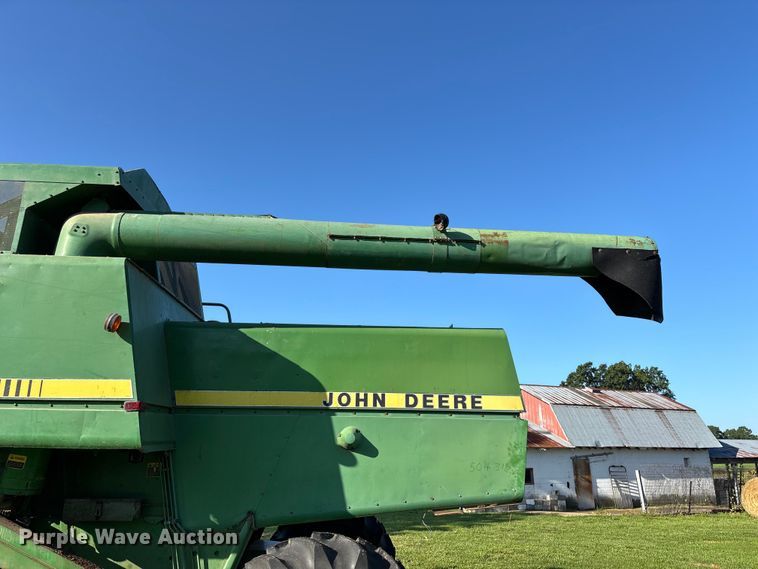 image for item FG0509 1982 John Deere 6620 Turbo combine